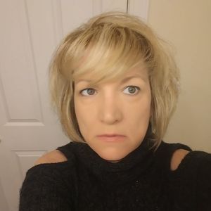 Meet your Posher, Alison